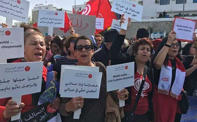للتنديد بالعنف : جمعية النساء الديمقراطيات تدعو الى مسيرة وطنية 